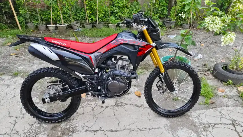 CRF 150l tahun 2023 bln 11
