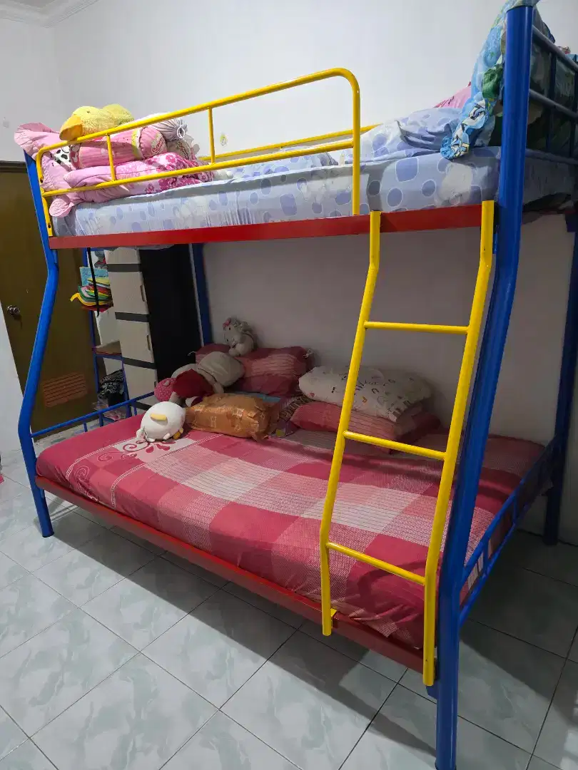 DIJUAL ranjang saja, tidak termasuk kasur (BUNK BED)