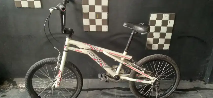 sepeda bmx wimcycle fs geometry ring.20