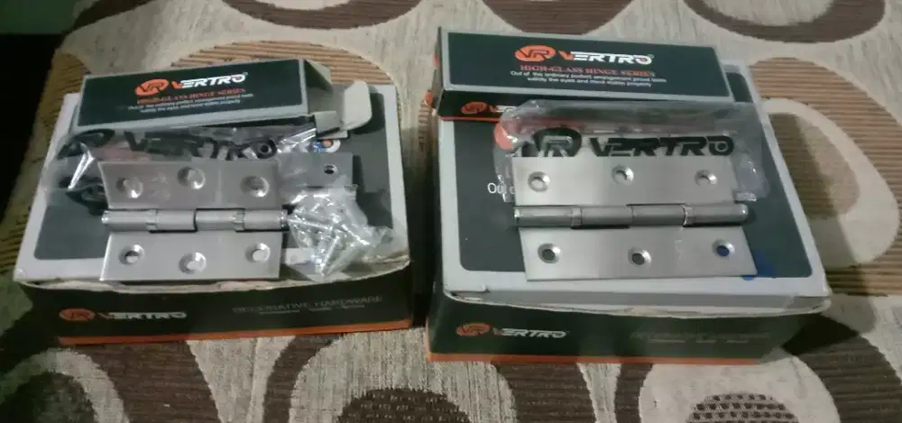 Engsel lemari vertro