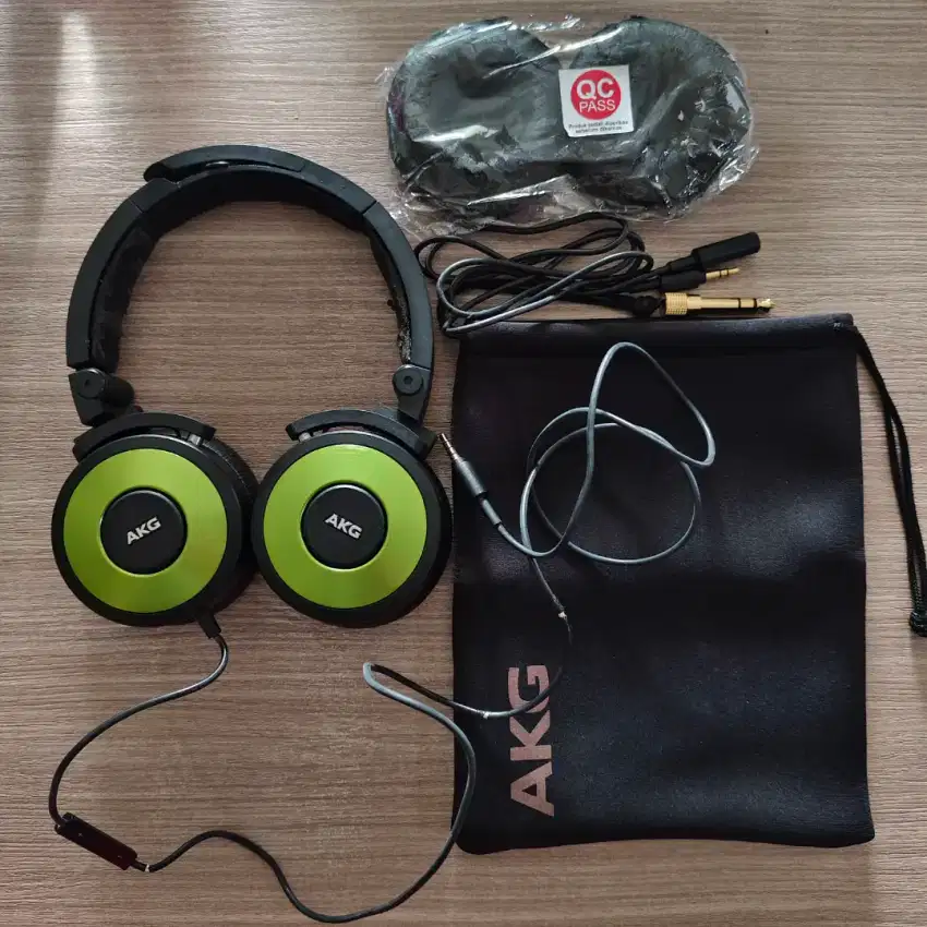 Jual headphone AKG K619
