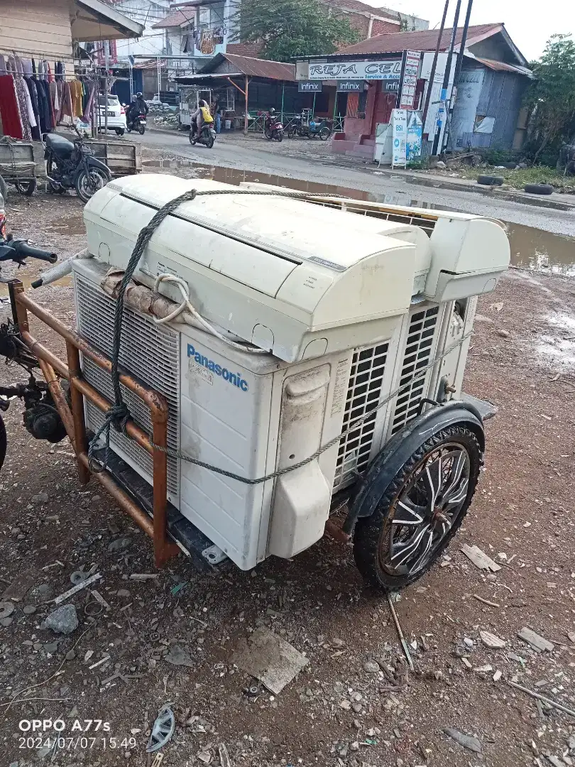 Tampung AC rusak/mati