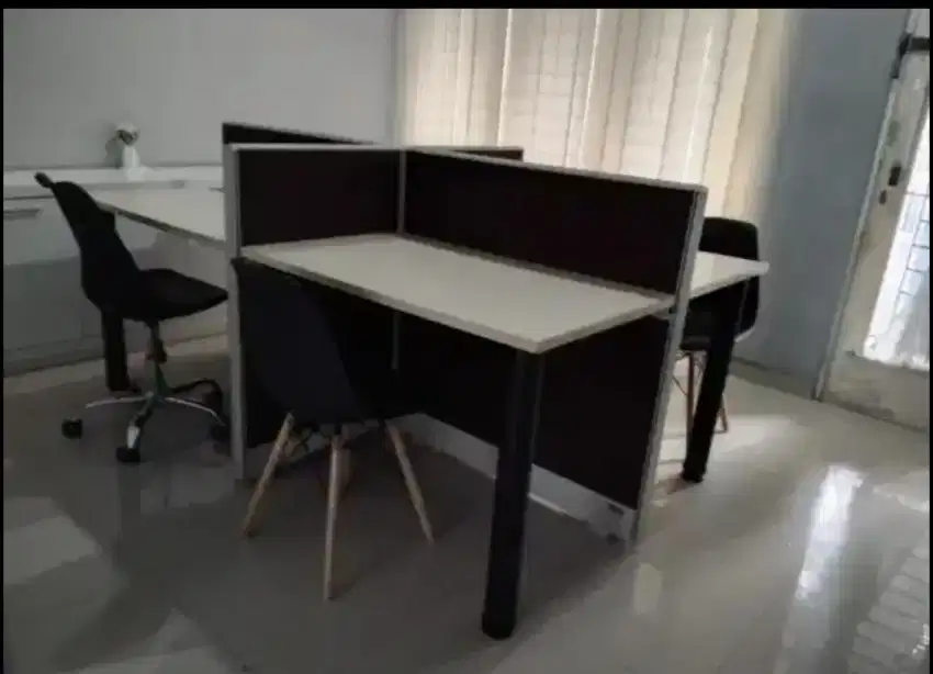 Meja Kantor 4 orang
