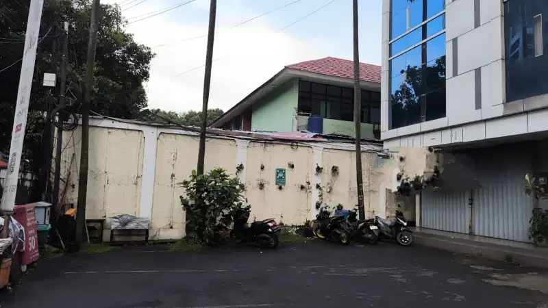 Ruko 4½ lt di Pejaten JakSel Dijual or Disewa Segera