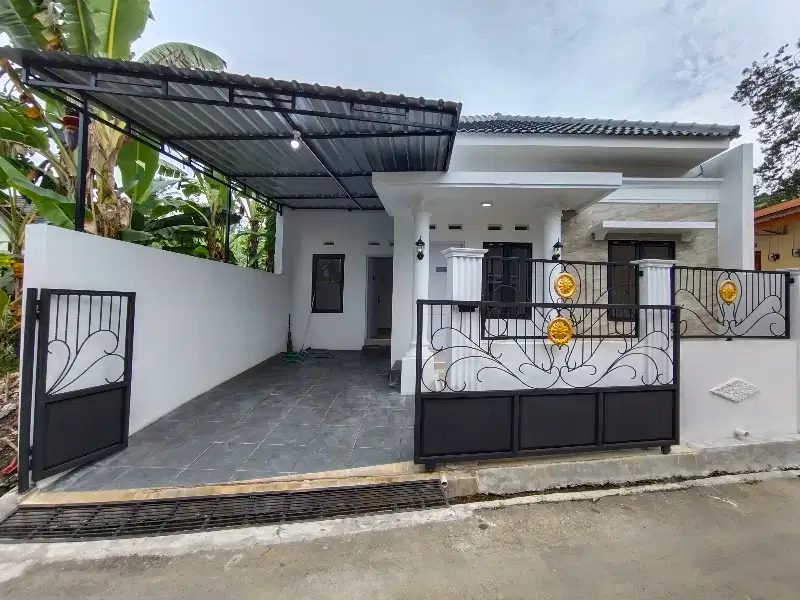 Rumah klasik siap huni strategis dekat rs atturots dan pasar godean