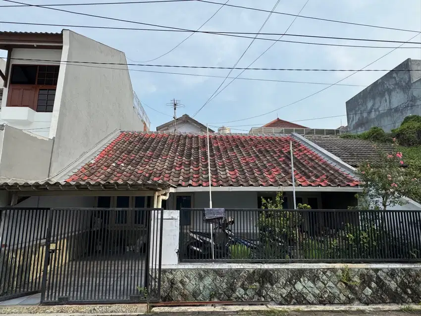 DI JUAL RUMAH MANYAR JAYA STRATEGIS 1 LANTAI DI SURABAYA TIMUR