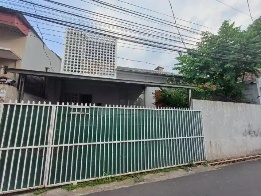 Disewakan Rumah Siap Huni 2 Lantai