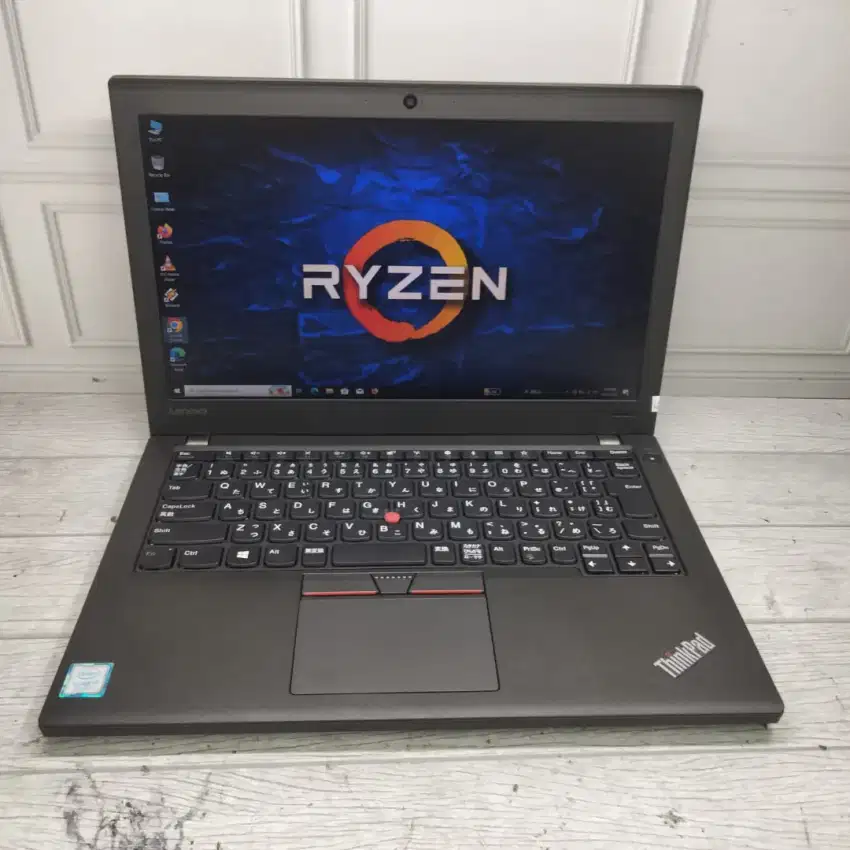 Lenovo thinkpad X270 intel core i7 gen7