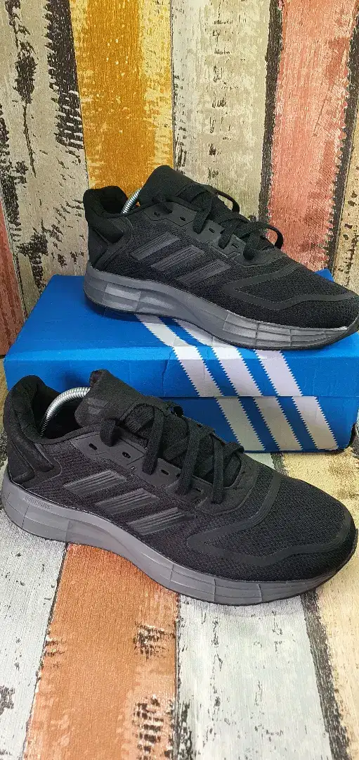 Sepatu adidas murah