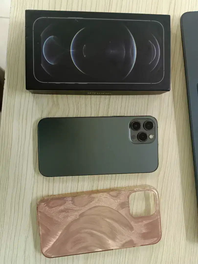 Iphone 12 pro max internal 256gb fulset inter wifi only sinyal ke blok