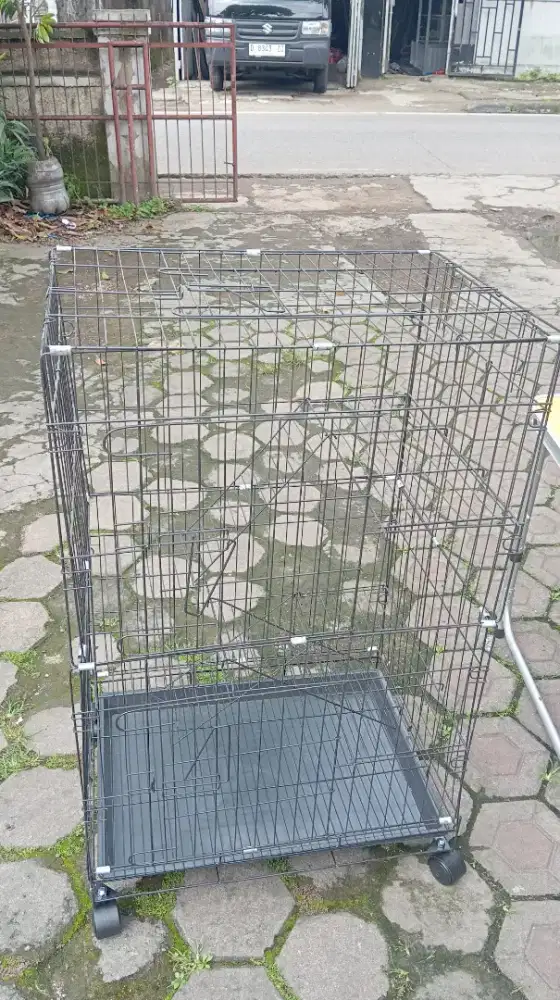 Kandang besi 3 tingkat