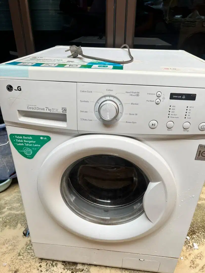 Mesin Cuci LG front loading 7 KG