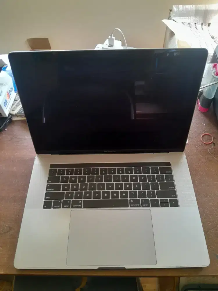 Macbook Pro 15 2019 (MATOT)