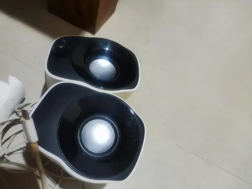 Speaker Logitech normal