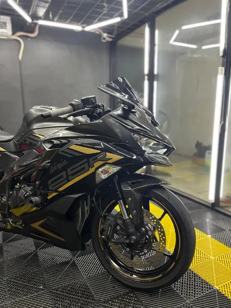 ZX25R ABS SE 2022