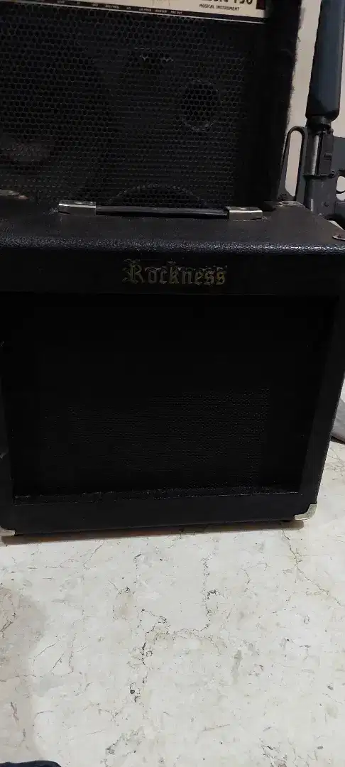 ROCKNESS AMPLIFIER