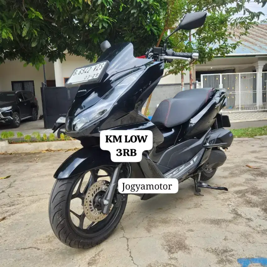 Honda pcx 160 CBS tahun 2024 super gress