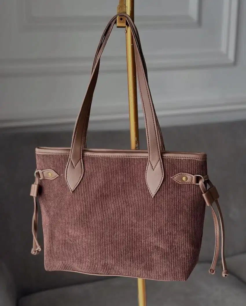 Tas Wanita Azalea Totebag