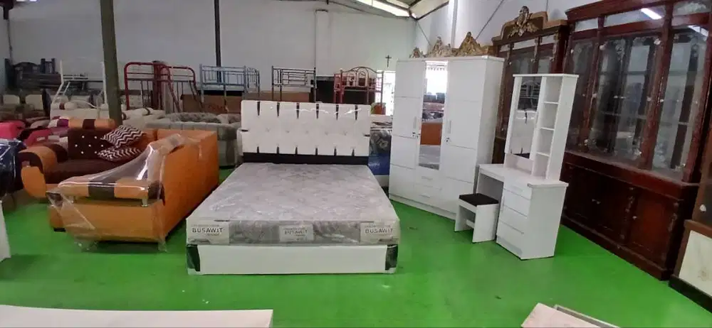 Paket Seserahan Kamar Tidur (Lemari,Meja Rias, kasur Busa 1set)