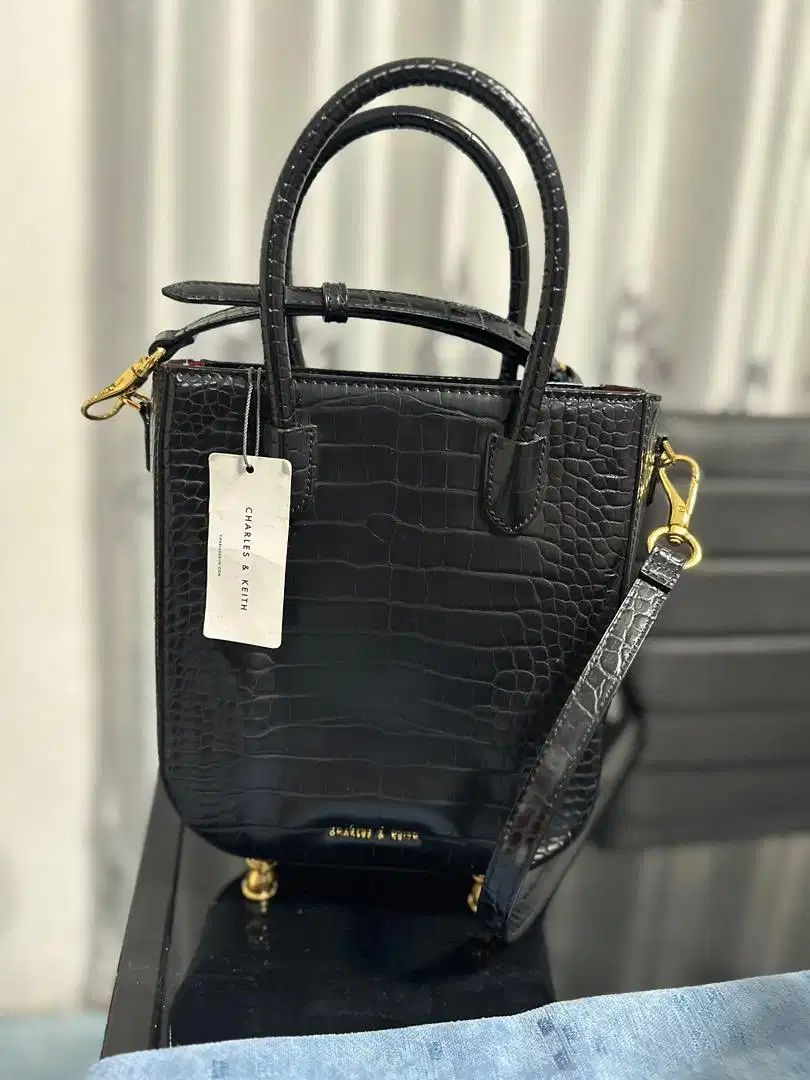 Tas charles&keith
