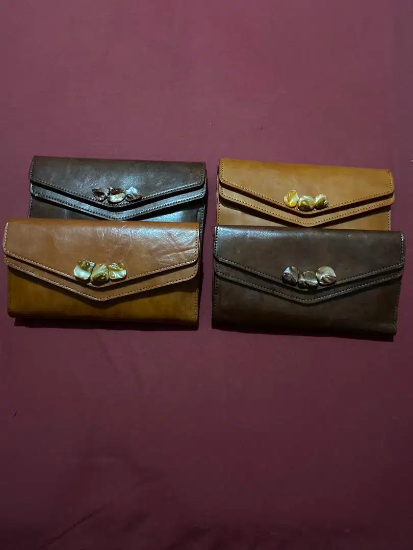 Dompet  kulit asli