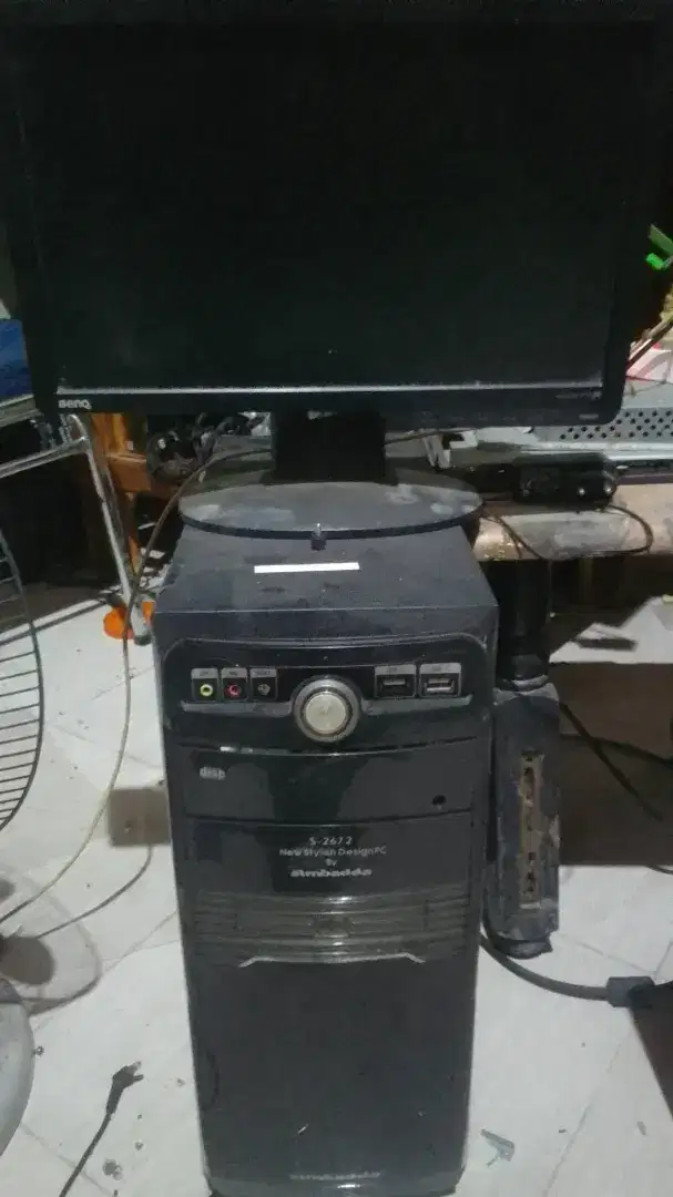 Komputer core i3 gen4 dan monitor