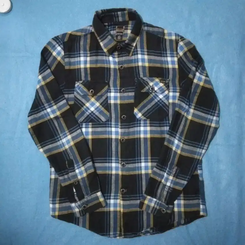 Kemeja flanel volcom billabong quiksilver ripcurl planet surf vans