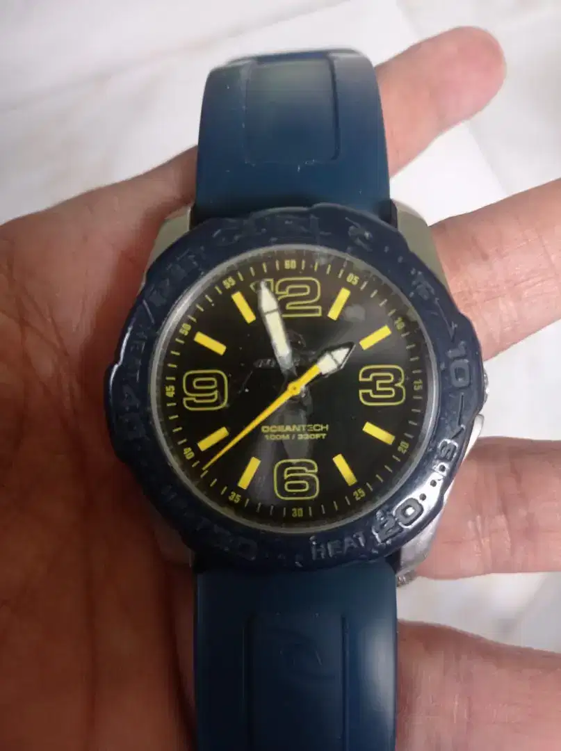 Jam tangan Rip cURL
