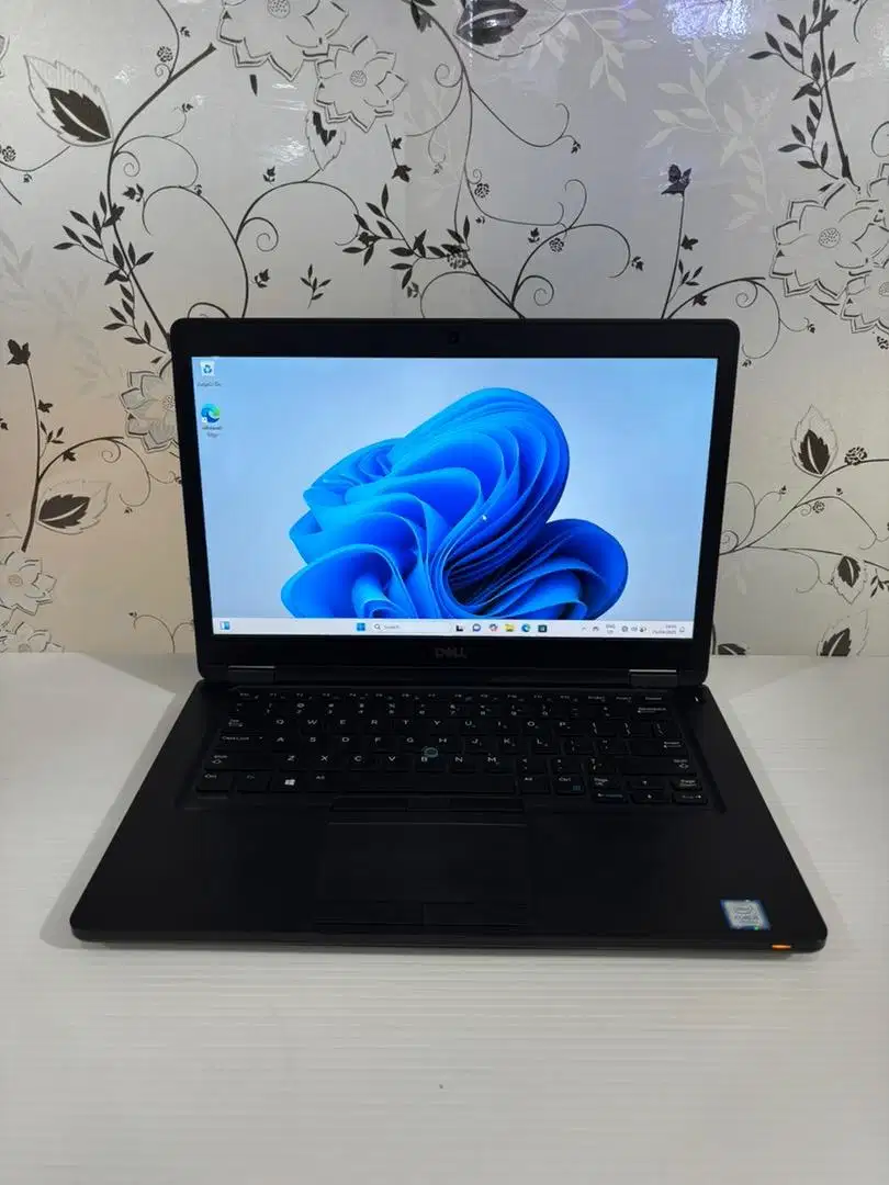 Dell latitude 5490 i5 Gen7 Ram 8/256 Ssd
