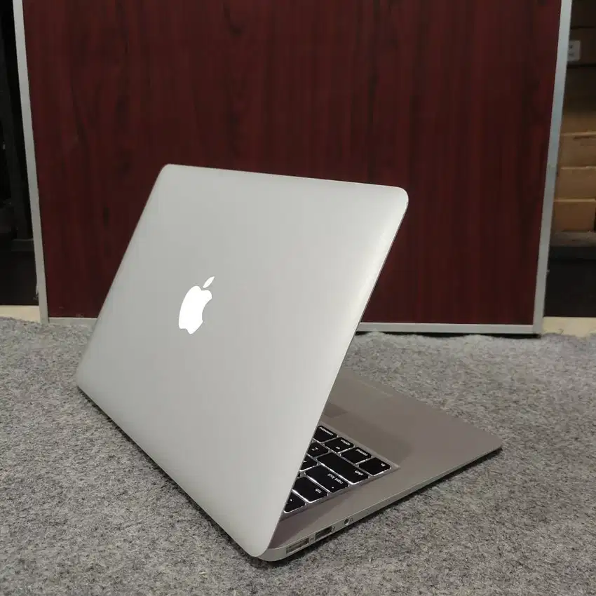 Macbook Air MBA 2017 Intel Core i5 Ram 8GB SSD 256GB JOSS