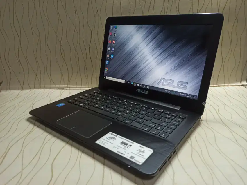 Laptop karyawan /sekolah.. Asus X455L Core i3 Gen4 /10 GB /128 GB