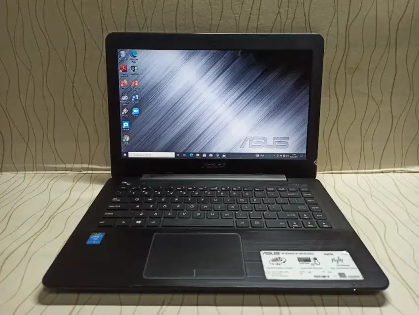Laptop sekolah /pelajar.. Asus X455L Core i3 Gen4 /10 GB /128 GB