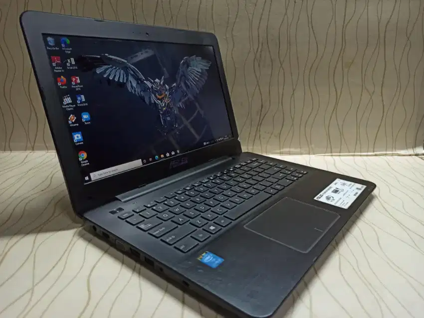 Laptop pelajar.. Asus X455L Core i3 Gen4 /10 GB /128 GB