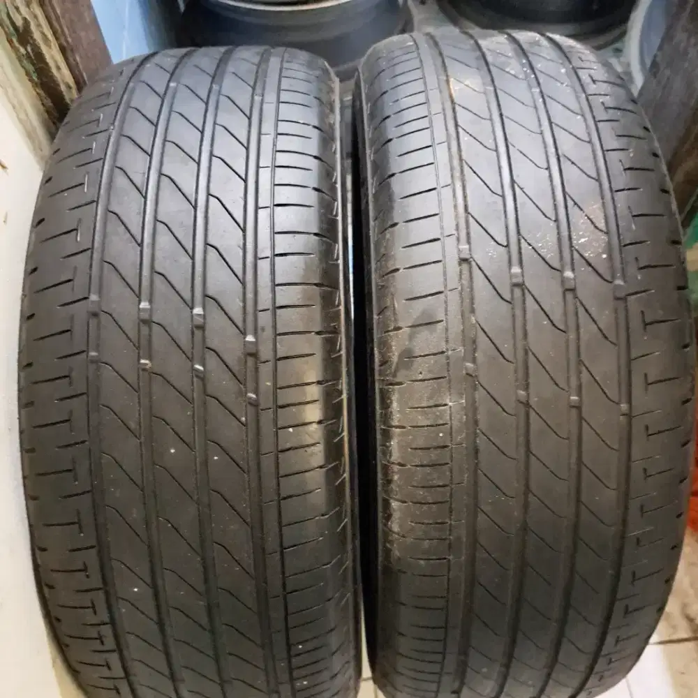 Ban mobil 215 60 16 bridgestone turanza 2pcs