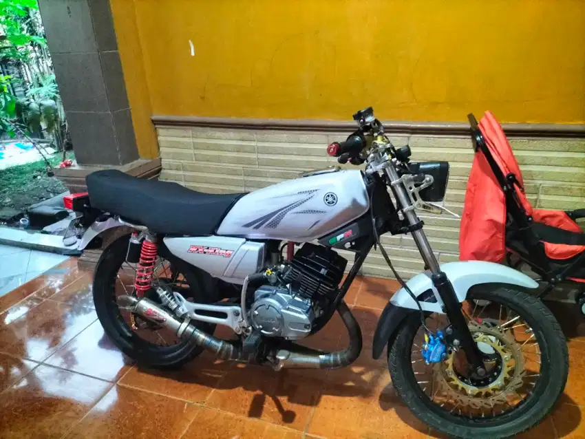 Di jual Yamaha RX king komplit pajak of