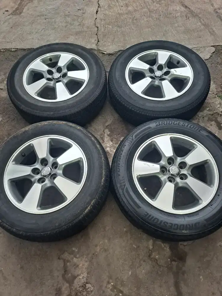 Wish velg mobil toyota wish ring 15 original
