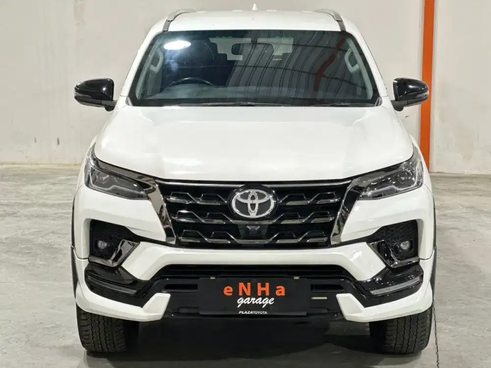 Toyota Fortuner GR 2.8 Automatic 2022 istimewa!!