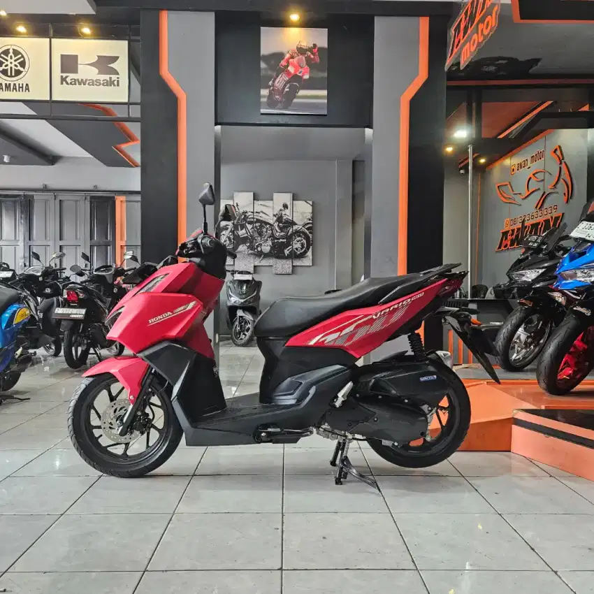 VARIO 160 CBS TAHUN 2024