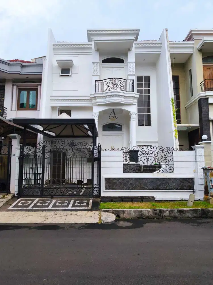 Jual Rumah Mewah di Permata Buana