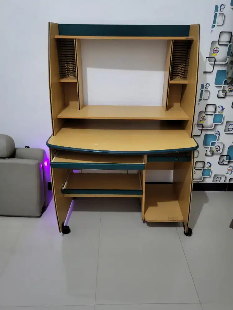 Meja Belajar Kualitas Bagus