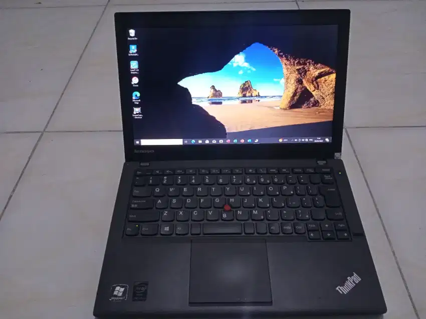 Lenovo thinkpad x240 core i5 no minus ngebut