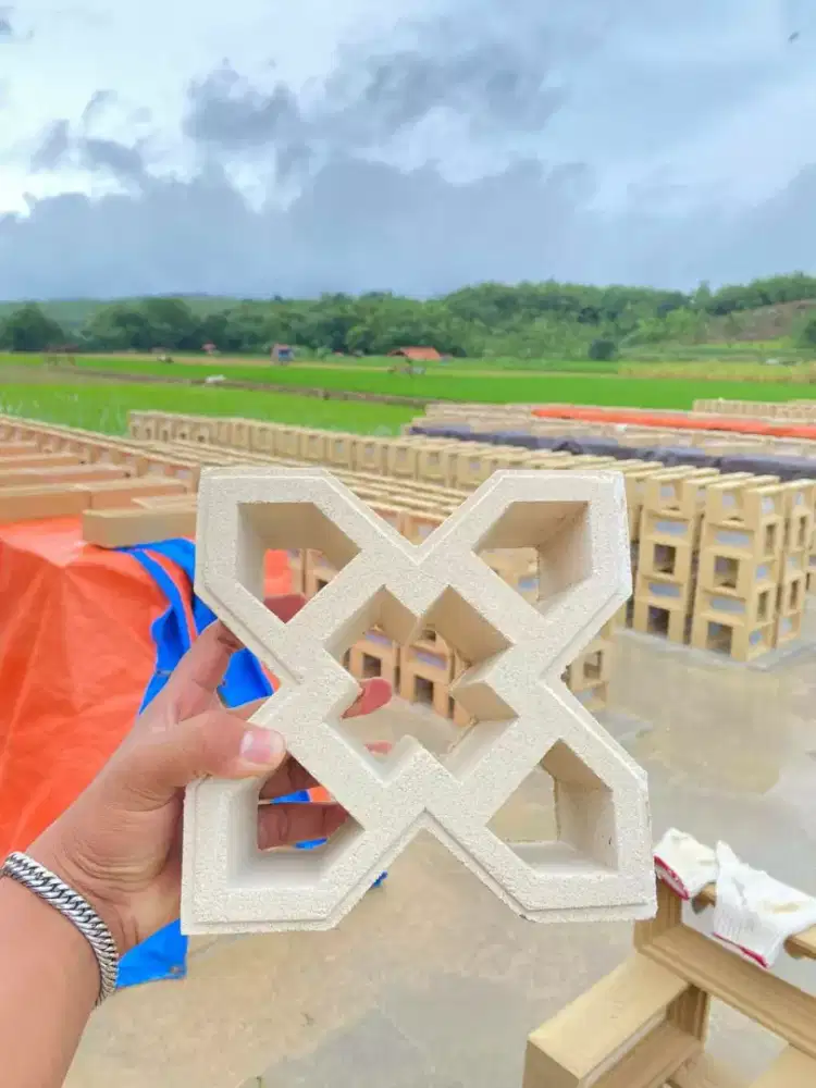 Roster motif minimalis terbaru