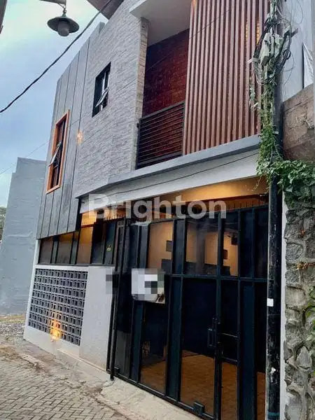 Rumah kost putri full penghuni Di tlogomas malang