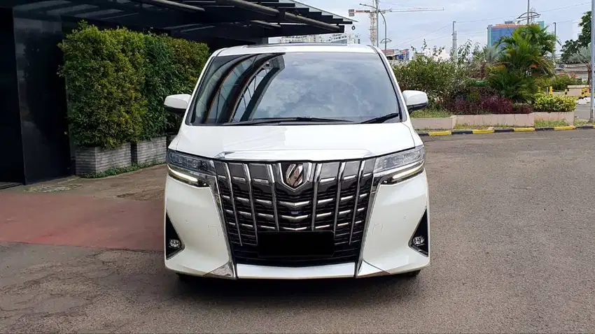 Toyota Alphard 2.5 G ATPM TSS Pilot Seat White On Beige 2023 Like New