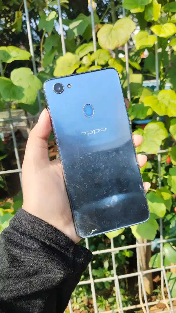 Oppo F7 ram 4/64 nego tipis
