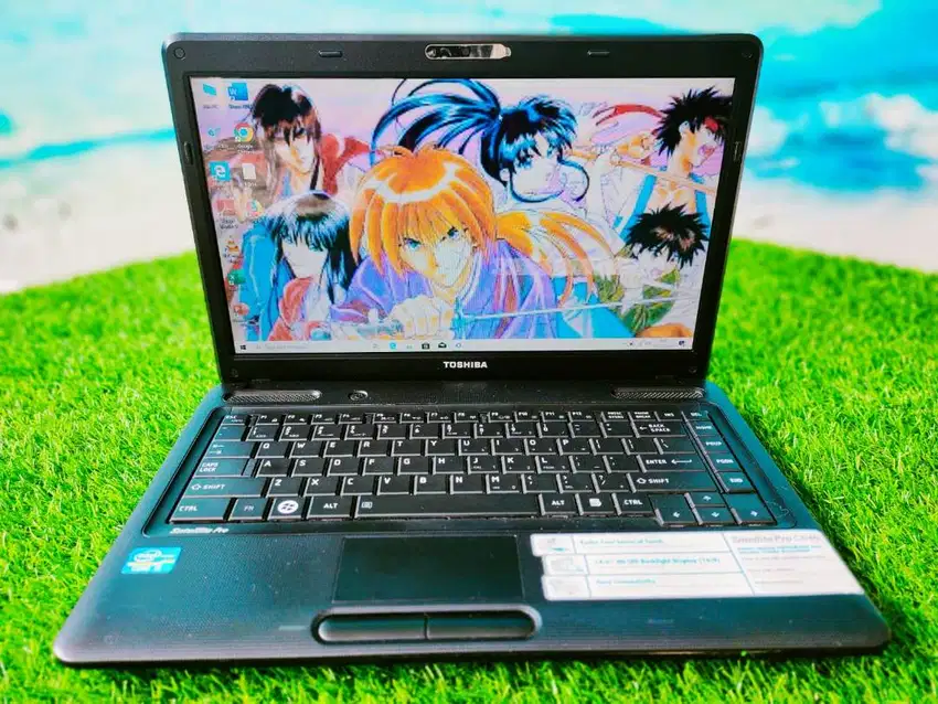 LAPTOP TOSHIBA C640 i5 8GB SSD 128GB & HDD320GB DESIGN CODING NGEBUT