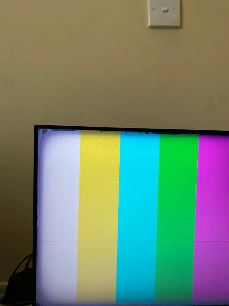 DIJUAL MONITOR SAMSUNG 24 INCH SECOND