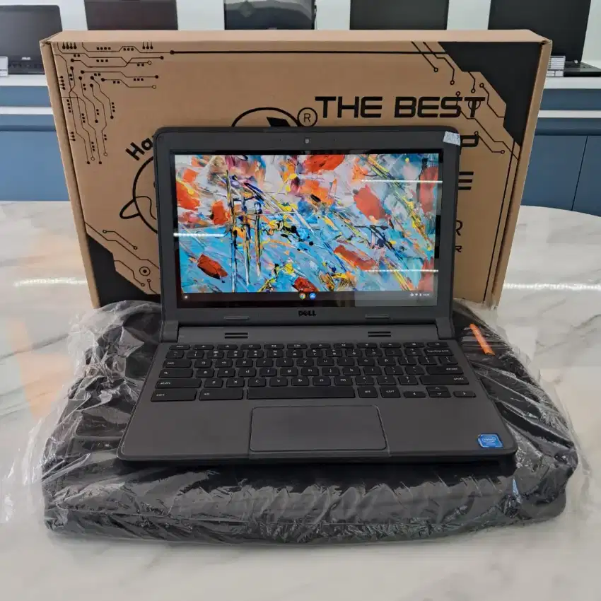 LAPTOP EX KANTOR READY PLAYSTORE TOUCHSCREEN COCOK UNTUK DESAIN