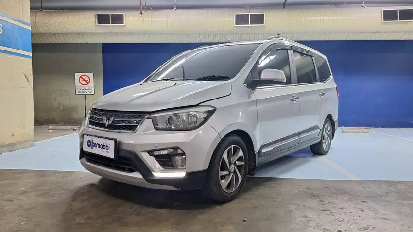 DP MURAH - Wuling Confero S 1.5 L ACT Lux Plus Bensin-MT 2019