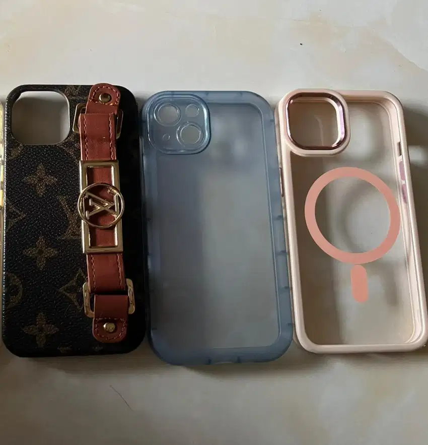 Casing iphone 13